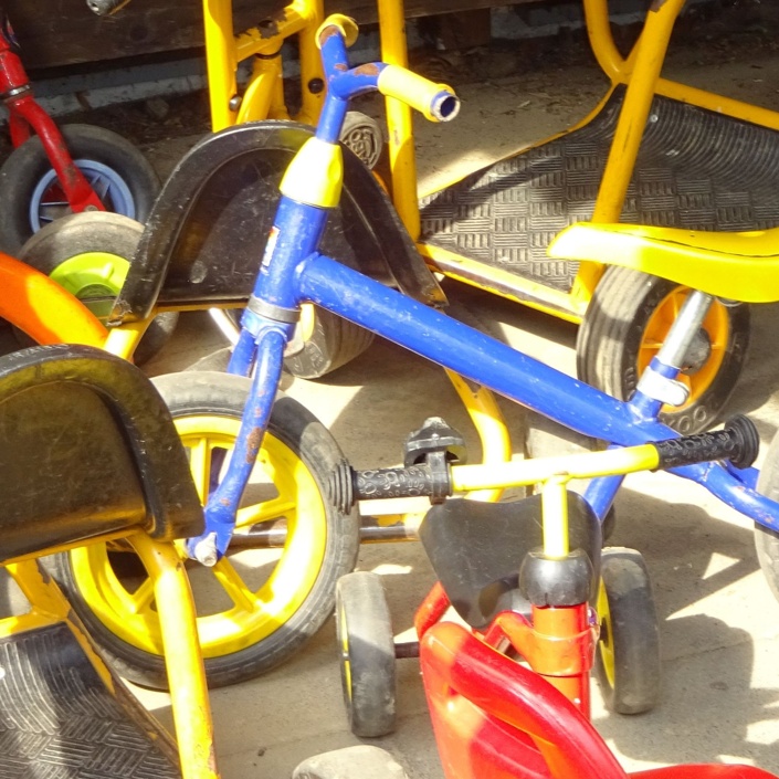 Ein Dach über unseren "Fuhrpark"