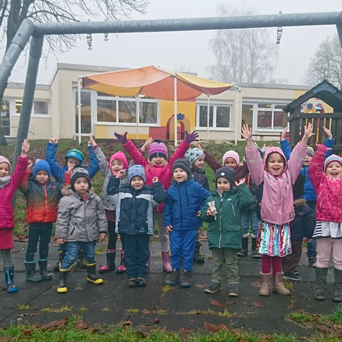 Kleine Menschen möchten wieder hoch hinaus!