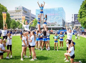 Neue Uniformen für die TVC Allstars Cheerleader