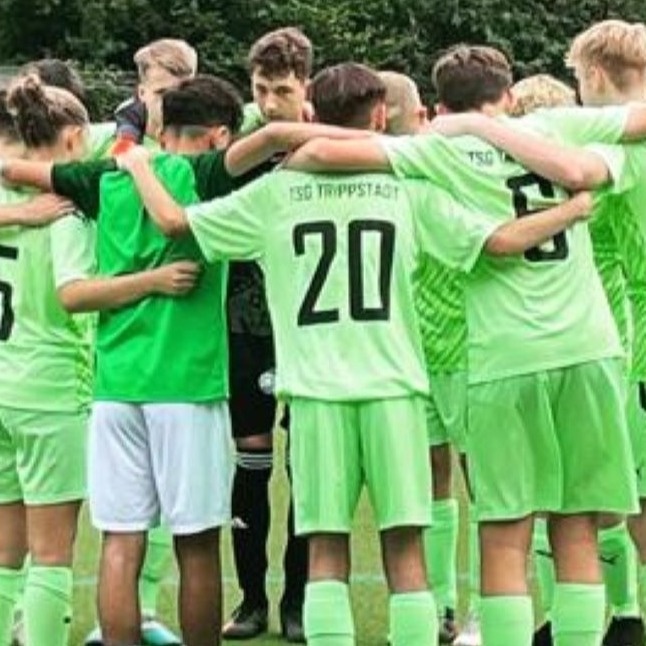 Neue Ausrüstung und Teambuilding für unsere Jugend