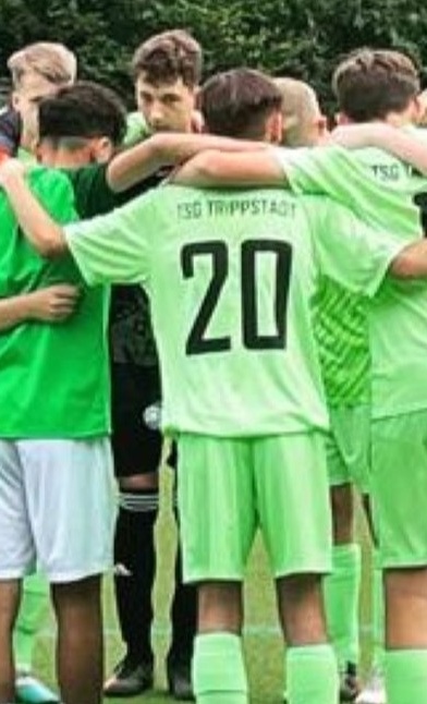 Neue Ausrüstung und Teambuilding für unsere Jugend
