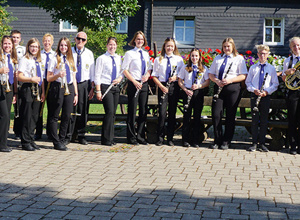 Video - Neue Uniform Musikkapelle Eversberg