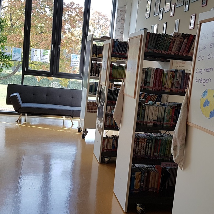 Unsere HHRS Bücherei soll weiter wachsen