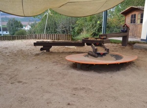 Röhrenrutsche für die Kita Karlchen Herstelle