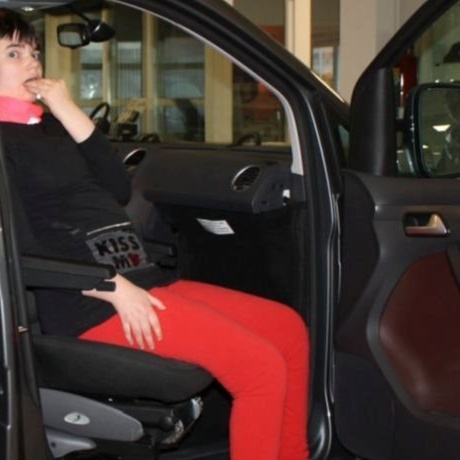 Auto Schwenksitz "Turny" für Katharina