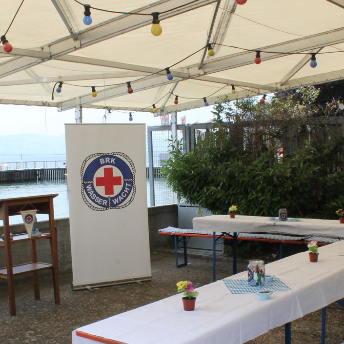 Terrassendach mit Beschattung am Wasserwachtheim