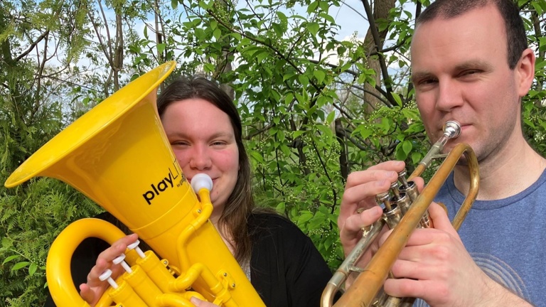 Blasinstrumente für die Ausbildung junger MusikerInnen