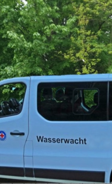 Mannschaftsbus für die Wasserwacht