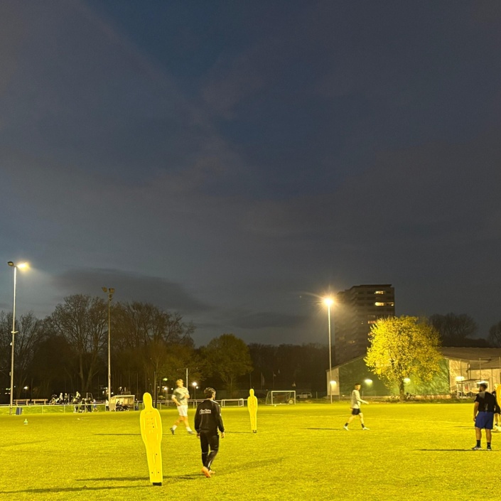 Umrüstung der Flutlichtanlage auf LED und Erneuerung der Heizung