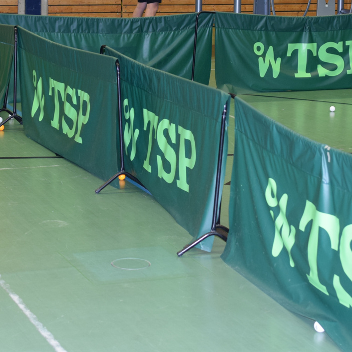 Neue Spielfeldumrandungen für den Tischtennis Schönbuch e.V.