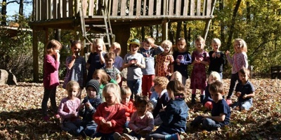 Neues Baumhaus für die Kinder