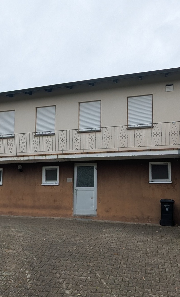 Erneuerung Fassade Sportlerheim