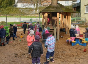 Außengelände Kindergarten St. Lioba Höpfingen