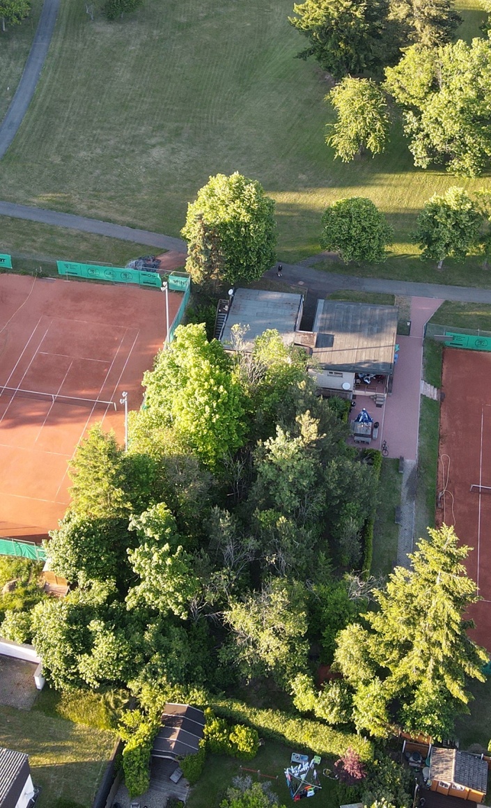 Modernisierung der Tennisplätze und des Vereinsheims