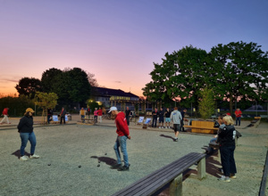 Sonnenschirme für die neue Boule-Anlage beim TSV Dachau 1865