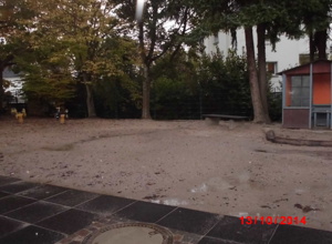 Die Kinder wünschen sich ein Klettergerüst in unserem Garten