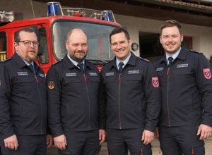Tagesdienstkleidung für die Freiwillige Feuerwehr Aidenbach