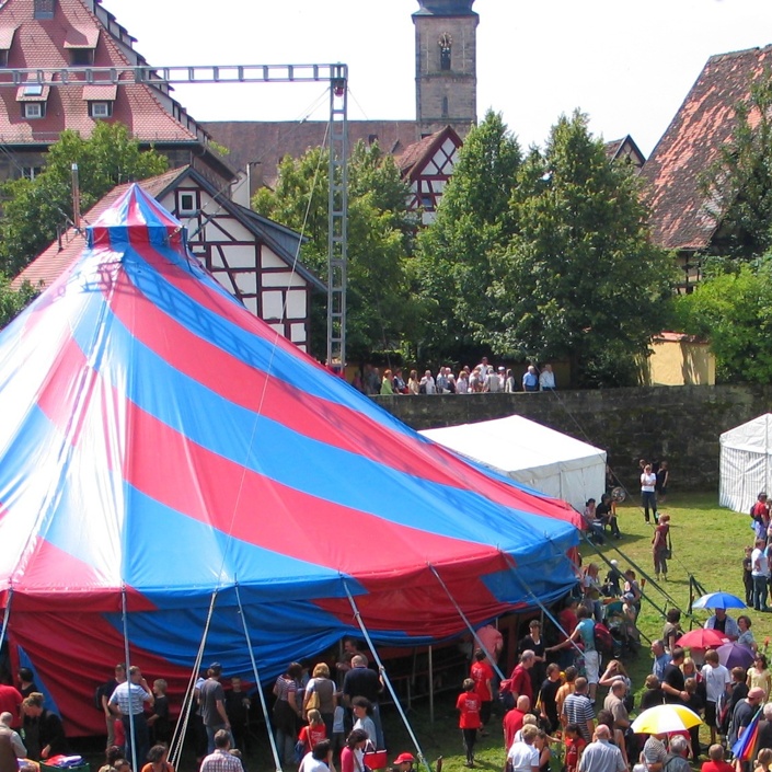 Zirkus– 30 Jahre Monti-Schule in Forchheim