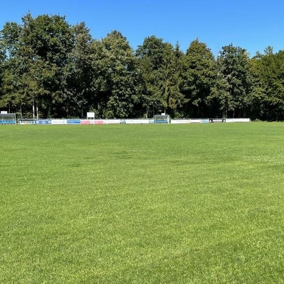 Flutlichtanlage für die Jugendsportanlage