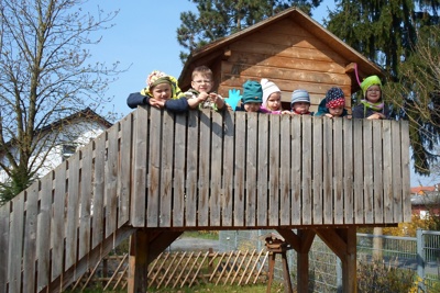 neues Baumhaus für die ev. Kita Leeheim