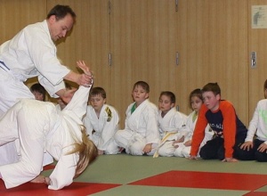Video - Neue Matten für das Judo- und Aikido-Training