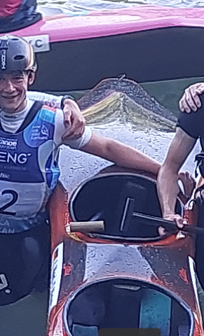 Wildwasserkayaks für Sport-Jugend des Kanu-Club München
