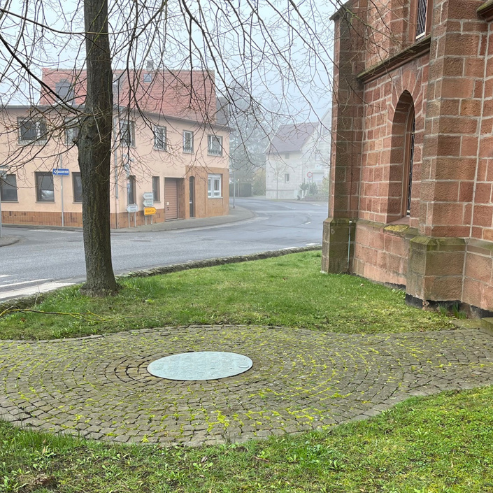 Bau eines barrierefreien Zugangs zur Kinzenbacher Kirche