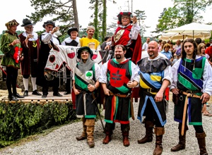 Buchpublikation zur Geschichte der Burg Wehrstein in Fischingen a. N.
