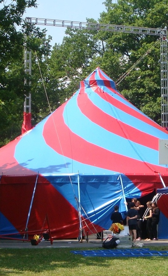 Circus ZappZarap "Let´s go!". Kannst Du nicht war gestern!