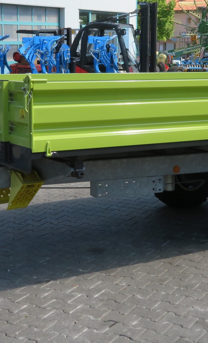 Einen Kipper für unseren Traktor