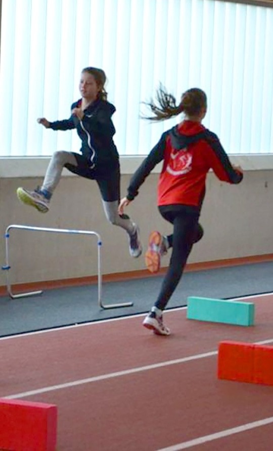 Trainingshürden für unseren Leichtathletiknachwuchs