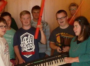 Musikinstrumente für die Albert-Schweitzer-Schule