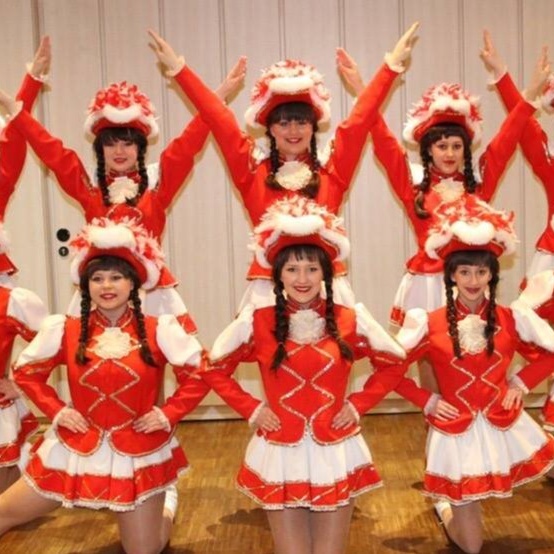 Neue Gardeuniformen für die Tanzgarde