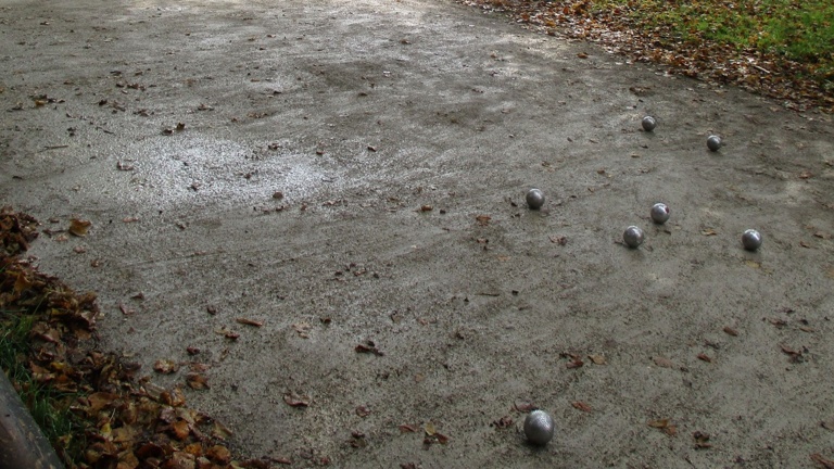 Neugestaltung der Boule-Bahn an der Alten Floßlände in Wolfratshausen