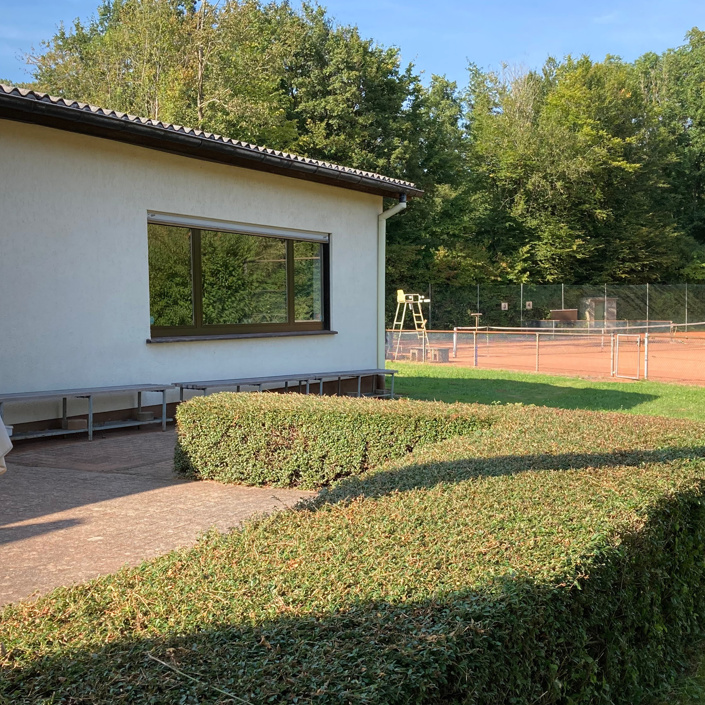 Neugestaltung der Tennisanlage des TC 1973 Hüttigweiler e.V.