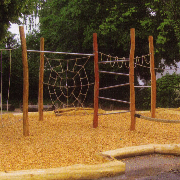 Spielgerät "Affenwald" für den Kindergarten Altschweier
