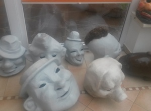 Dickkopf Masken renovieren