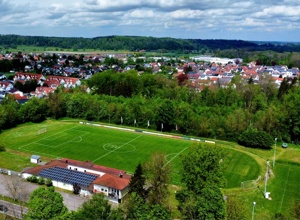 Mähroboter für das Dietenheimer Illerstadion