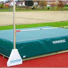 Hoch hinaus - mit der neuen Hochsprunganlage