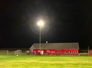 Mit euch gemeinsam - Neues LED-Flutlicht für den KSV Aulendiebach