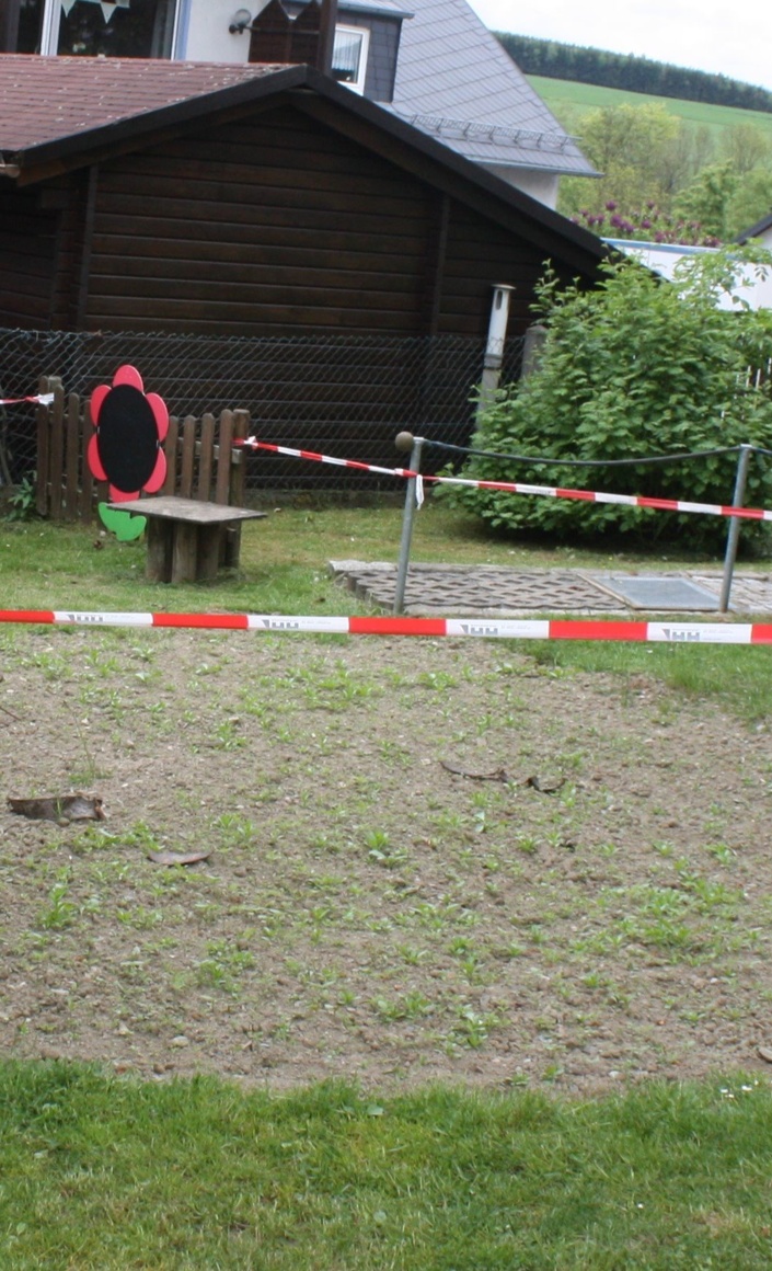 Schaukel für den Kindergarten Regenbogenland Tauperlitz 