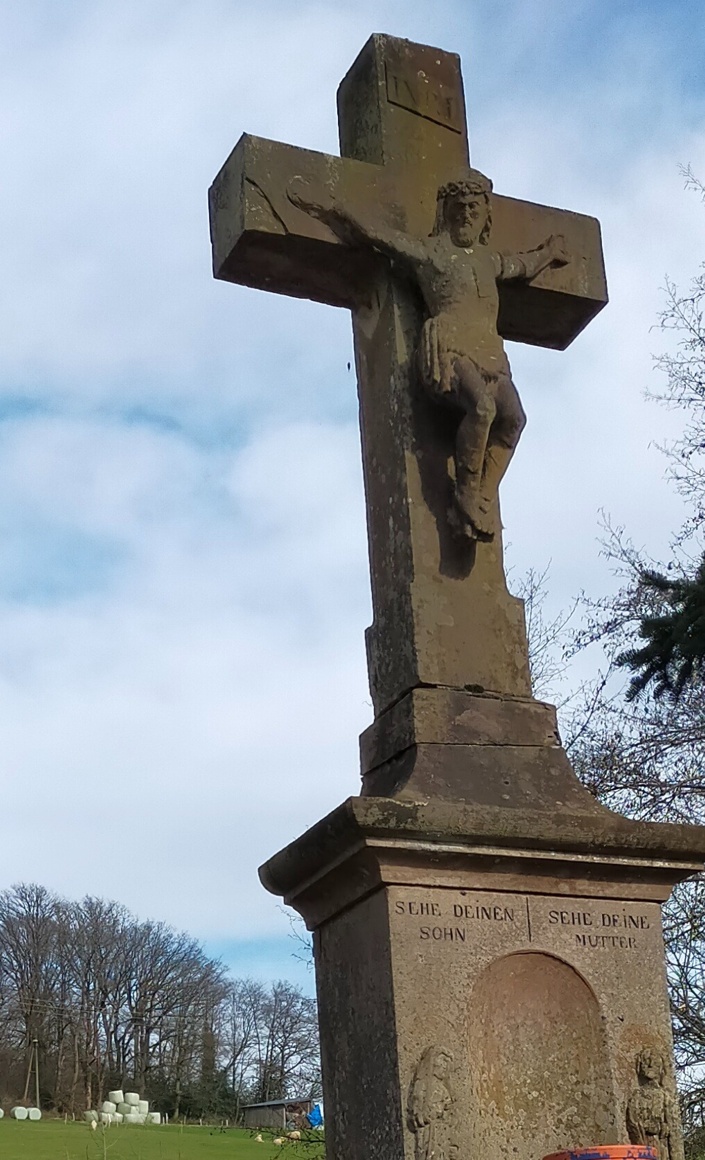 Restauration eines Wegekreuzes aus dem Jahr 1848 in Hörnen bei Olpe