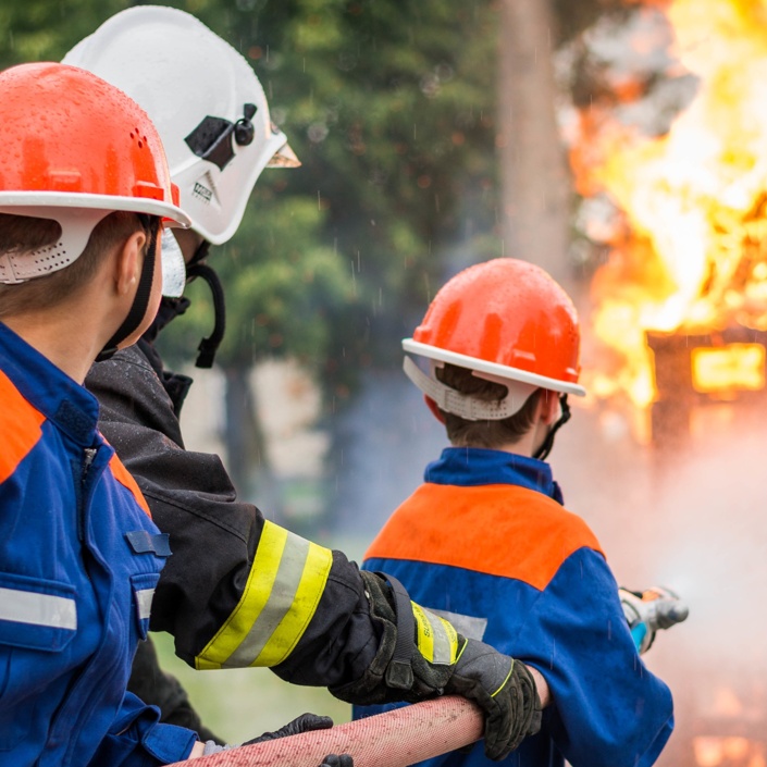 Neue Schutzausrüstung für die Jugendfeuerwehr