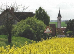 Zwei Turmuhren am Turm von St. Josef in Rottenbauer