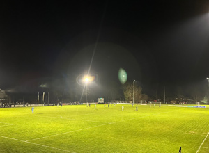 Video - Das Hauptfeld des SV Hammerschmiede strahlt im neuen LED Flutlicht