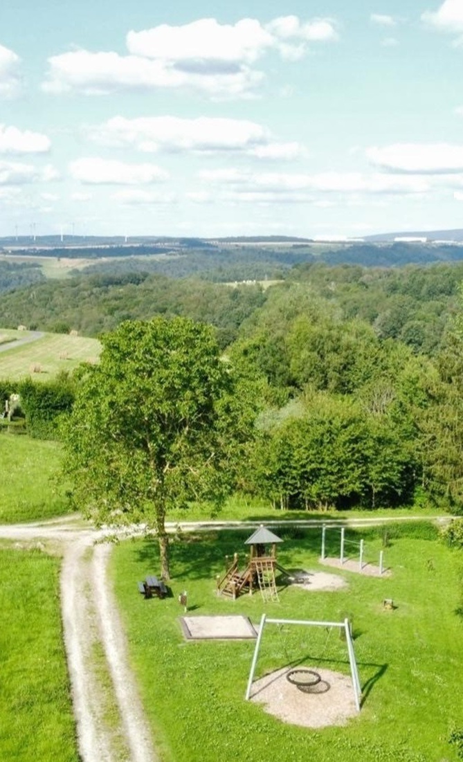 Spielplatz Immert- Freiraum und Entwicklungsmöglichkeit für Kinder