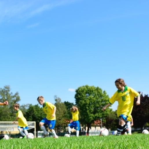Brasilianisches Ferien-Fußballcamp für Kids