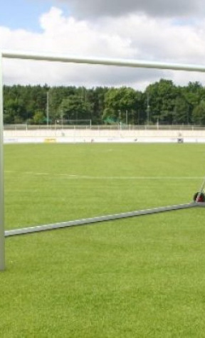 Neues Fußballtor