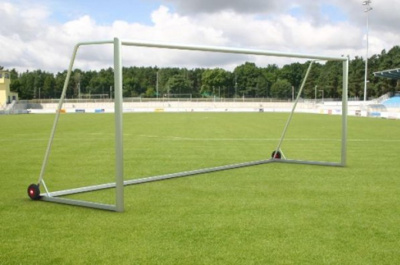 Neues Fußballtor