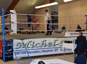 Ein neuer Boxring für den Boxclub Dreiländereck